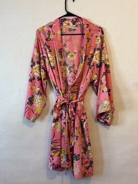 Layla Vibrant Pink Retro Floral Boho Midi Length Robe O/S